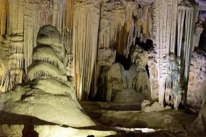 Kango - Tropfsteinhöhle